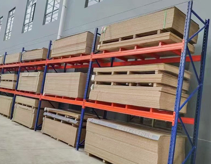 Heavy-Duty regály (＞800 kg/vrstva)